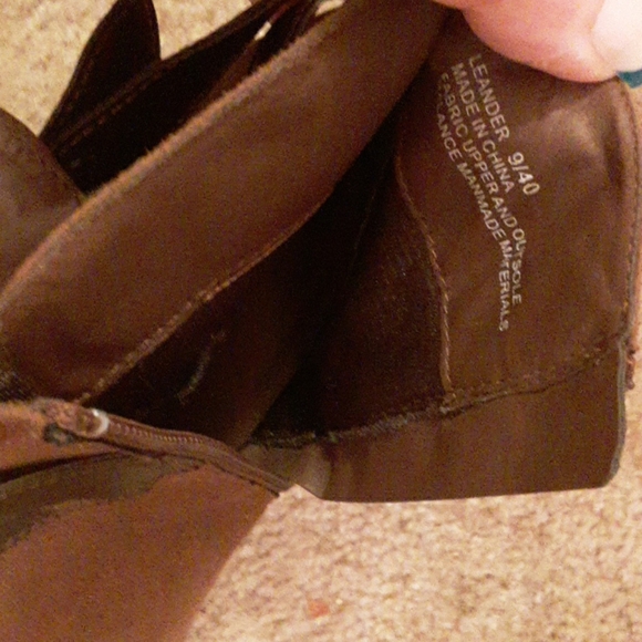 Brown zip up booties JUST FAB - Picture 4 of 4